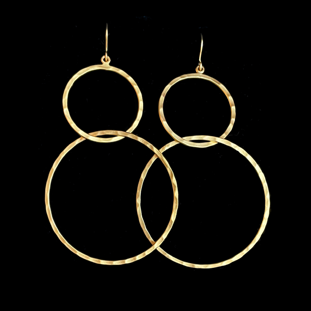 Matgoud gehamerde cirkel oorbellen – Noel - Afbeelding 3