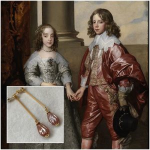 Oorbellen nude | Marie Stuart I | Paleis Het Loo