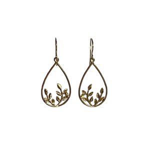 Oorbellen druppel bloempatroon verguld Imke – elegante lichte oorbellen
