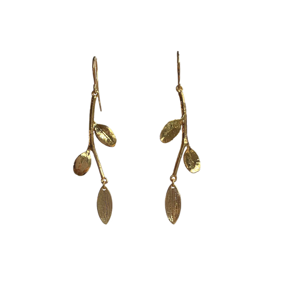 Elegante lange vergulde oorbellen blaadje – Elara