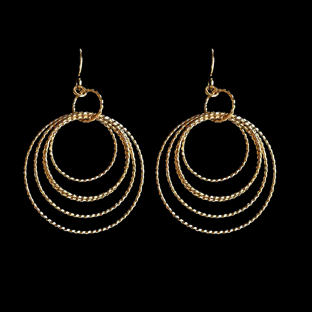 vergulde cirkels spiraalmotief oorbellen Laila