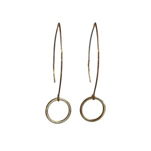 Lange vergulde oorbellen met ring Hylke – elegante lichte oorbellen