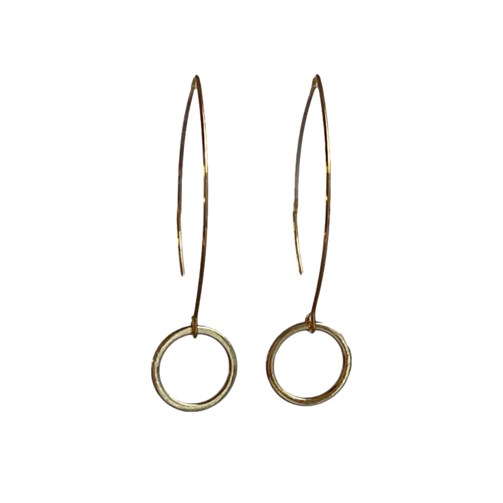 Lange vergulde oorbellen met ring Hylke – elegante lichte oorbellen