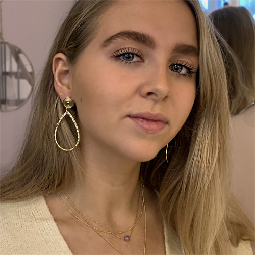 Vergulde druppel oorbellen met oorsteker – Annabel handgemaakt design